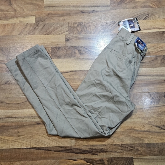 NWT 5.11 Tactical Covert Khaki Pants 28x34 - Picture 1 of 10